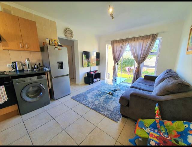 2 BEDROOM APARTMENT FOR SALE IN BURGUNDY ESTATE